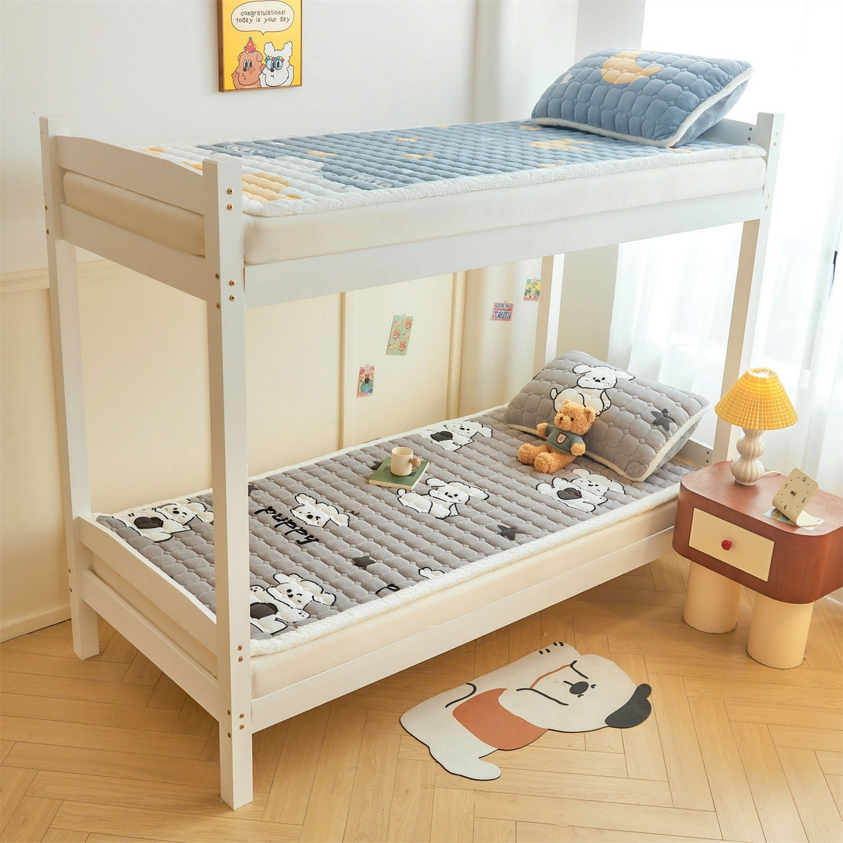 91家纺网 家纺一手货源 找家纺 雯豆家纺 2025新款牛奶绒床垫床护垫学生床褥子宿舍印花床褥铺底 牛奶绒床褥-皮皮狗