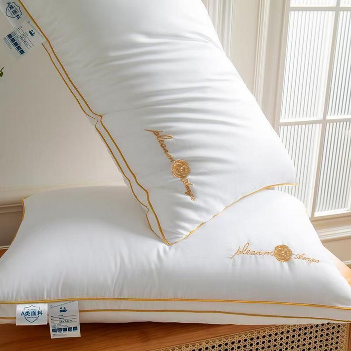 91家纺网 家纺一手货源 找家纺 永乐枕芯 2025新款山茶花刺绣枕枕芯羽丝绒枕芯星级酒店款枕头 金色-低枕