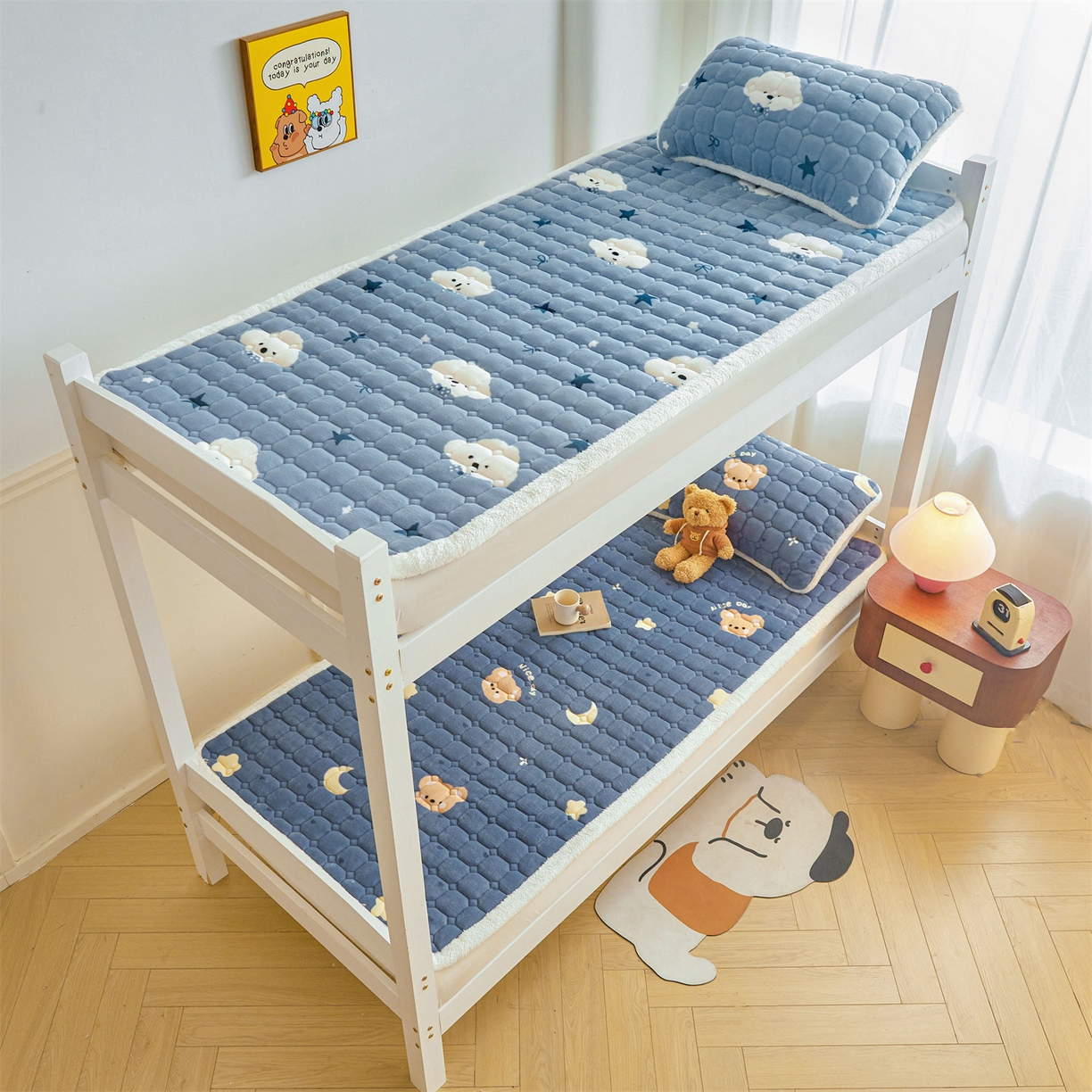 91家纺网 家纺一手货源 找家纺 雯豆家纺 2025新款牛奶绒床垫床护垫学生床褥子宿舍印花床褥铺底 牛奶绒床褥-太空小熊