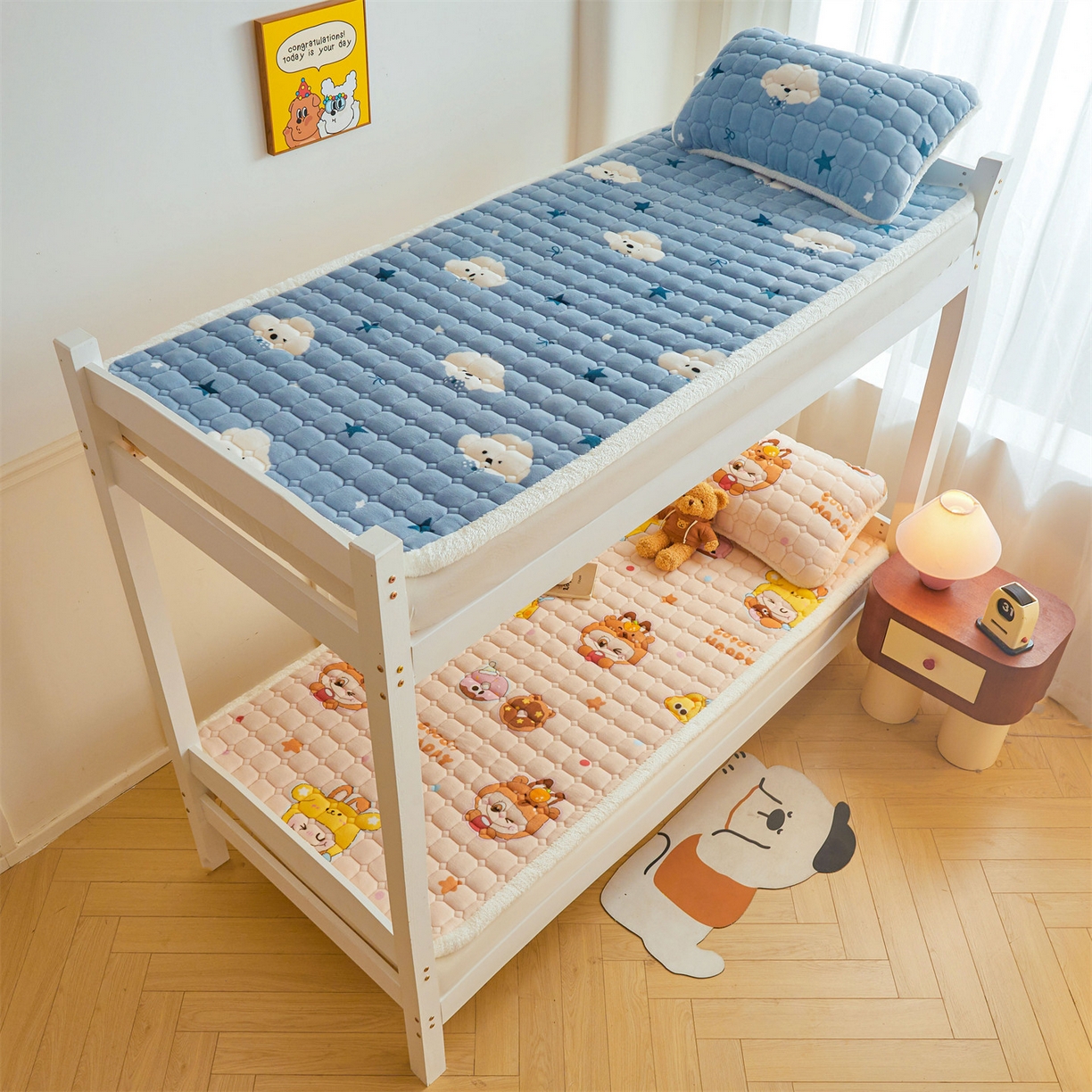 91家纺网 家纺一手货源 找家纺 雯豆家纺 2025新款牛奶绒床垫床护垫学生床褥子宿舍印花床褥铺底 牛奶绒床褥-甜心布布