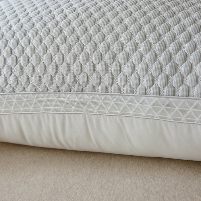 91家纺网 家纺一手货源 找家纺 永乐枕芯 2025新款冰丝凉感按摩纯色凉豆豆枕枕头枕芯 凉豆豆枕-浅灰色