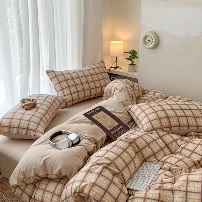 91家纺网 家纺一手货源 找家纺 希丞家居 2025新款学生季格子加厚亚麻皱皱纱四件套（提供买家秀） 落日橘格