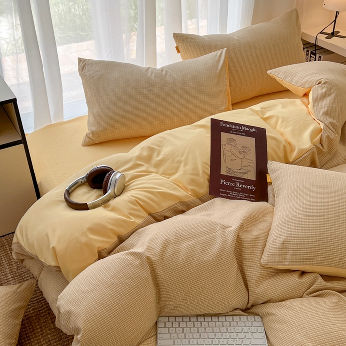 91家纺网 家纺一手货源 找家纺 希丞家居 2025新款学生季格子加厚亚麻皱皱纱四件套（提供买家秀） 奶油黄格