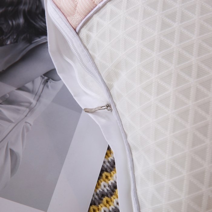 91家纺网 家纺一手货源 找家纺 永乐枕芯 2025新款凉感豆豆低枕枕头冰豆豆羽丝枕芯 粉色 48x74cm/对