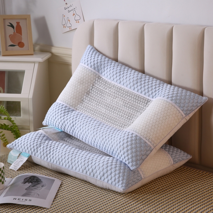 91家纺网 家纺一手货源 找家纺 永乐枕芯 2025新款凉感豆豆低枕枕头冰豆豆羽丝枕芯 浅蓝 48x74cm/只