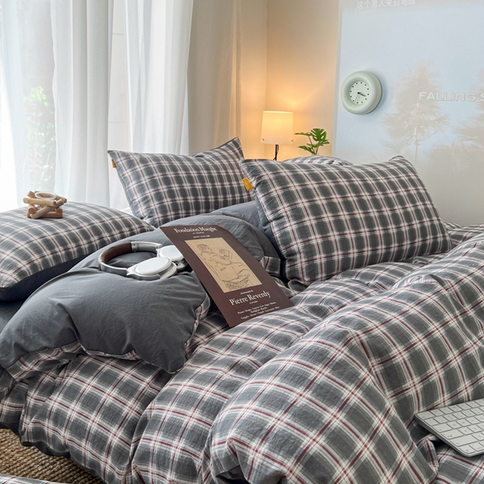 91家纺网 家纺一手货源 找家纺 希丞家居 2025新款学生季格子加厚亚麻皱皱纱四件套（提供买家秀） 烟雾灰格