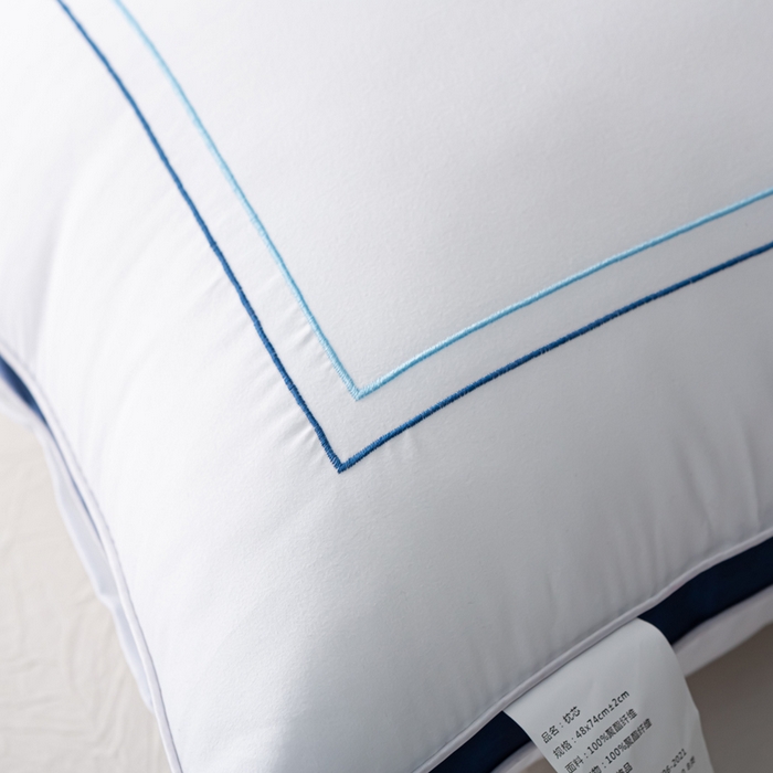 91家纺网 家纺一手货源 找家纺 永乐枕芯 2025新款磨毛新品酒店羽丝绒枕芯回字绣立体枕头 蓝色 48*74cm低枕/只