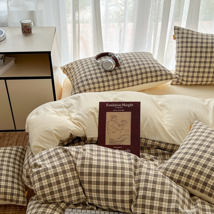 91家纺网 家纺一手货源 找家纺 希丞家居 2025新款学生季格子加厚亚麻皱皱纱四件套（提供买家秀） 慵懒黑格