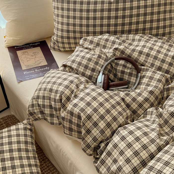 91家纺网 家纺一手货源 找家纺 希丞家居 2025新款学生季格子加厚亚麻皱皱纱四件套（提供买家秀） 慵懒黑格