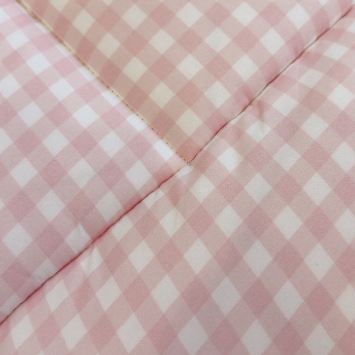 91家纺网 家纺一手货源 找家纺 默忆 2025新款学生新疆棉花床褥褥子 粉白格子