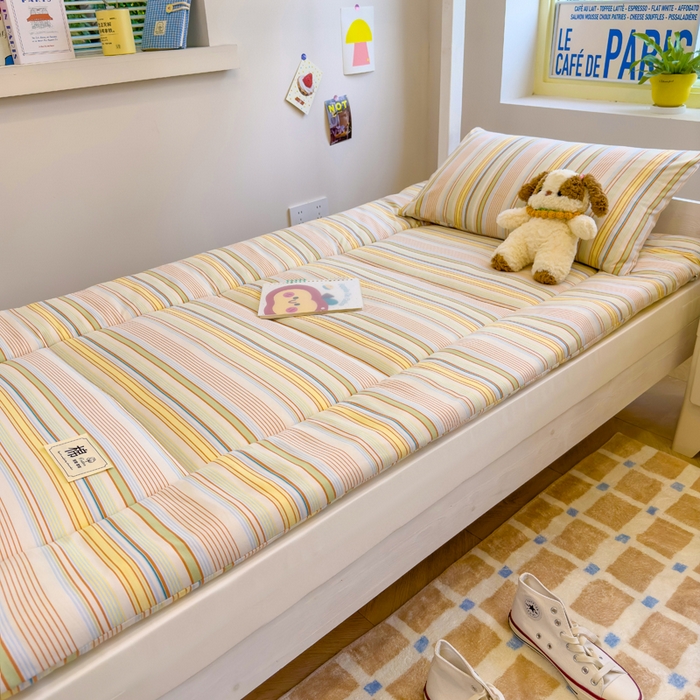 91家纺网 家纺一手货源 找家纺 默忆 2025新款学生新疆棉花床褥褥子 黄色横条纹