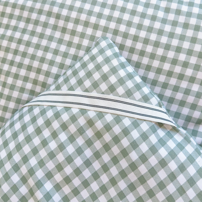 91家纺网 家纺一手货源 找家纺 默忆 2025新款学生新疆棉花床褥褥子 绿白格