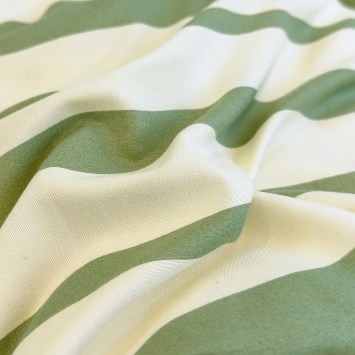 91家纺网 家纺一手货源 找家纺 默忆 2025新款学生新疆棉花床褥褥子 绿条纹