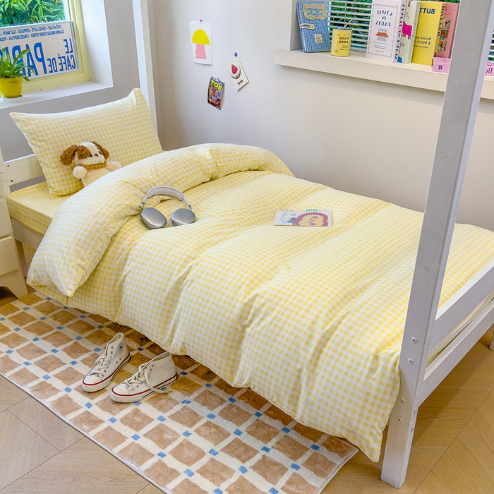 91家纺网 家纺一手货源 找家纺 默忆 2025新款亲肤水洗棉学生三件套 黄色小格子