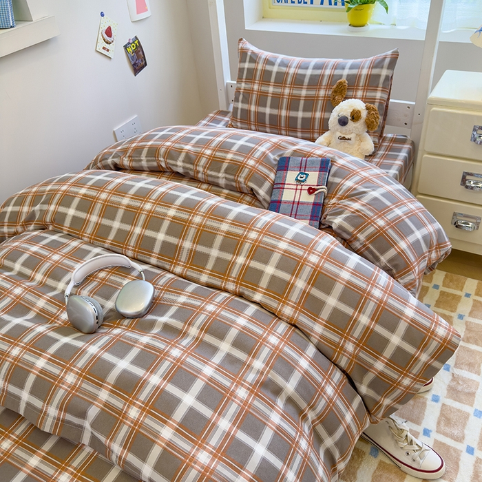 91家纺网 家纺一手货源 找家纺 默忆 2025新款亲肤水洗棉学生三件套 橘色大格子