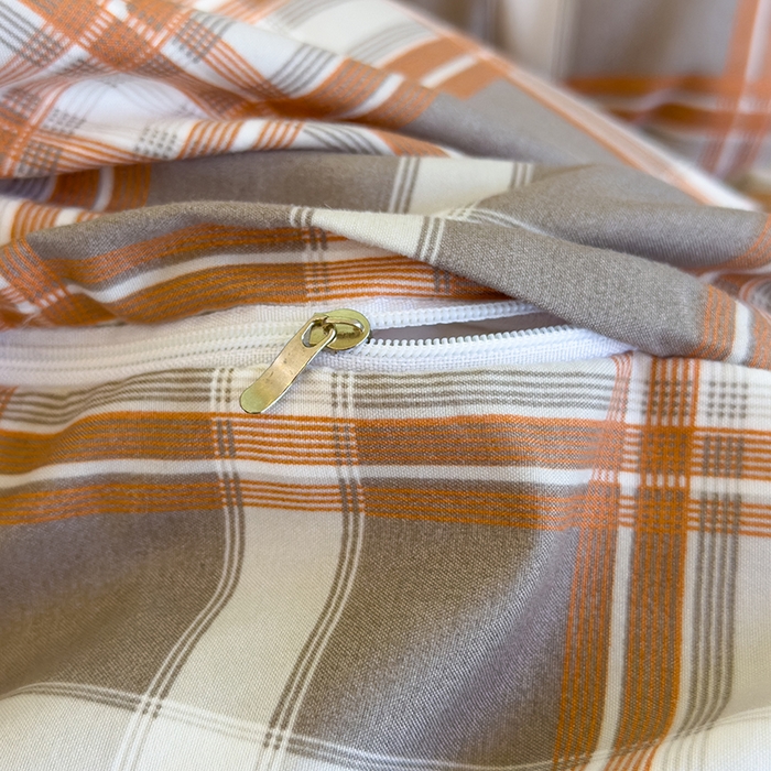 91家纺网 家纺一手货源 找家纺 默忆 2025新款亲肤水洗棉学生三件套 橘色大格子