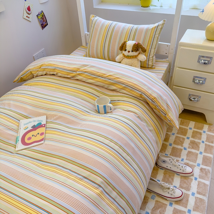 91家纺网 家纺一手货源 找家纺 默忆 2025新款亲肤水洗棉学生三件套 蓝黄条纹