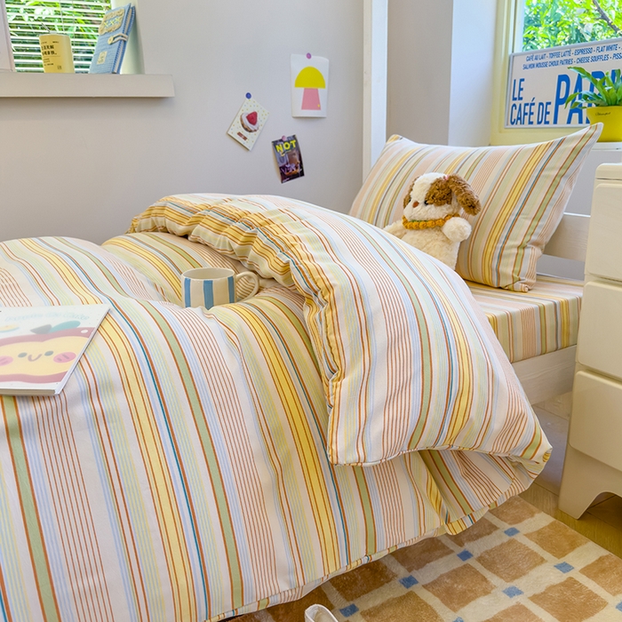 91家纺网 家纺一手货源 找家纺 默忆 2025新款亲肤水洗棉学生三件套 蓝黄条纹