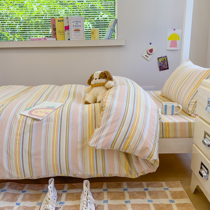 91家纺网 家纺一手货源 找家纺 默忆 2025新款亲肤水洗棉学生三件套 蓝黄条纹