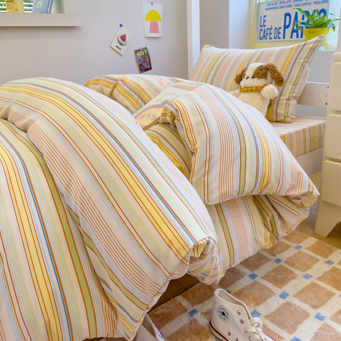 91家纺网 家纺一手货源 找家纺 默忆 2025新款亲肤水洗棉学生三件套 蓝黄条纹