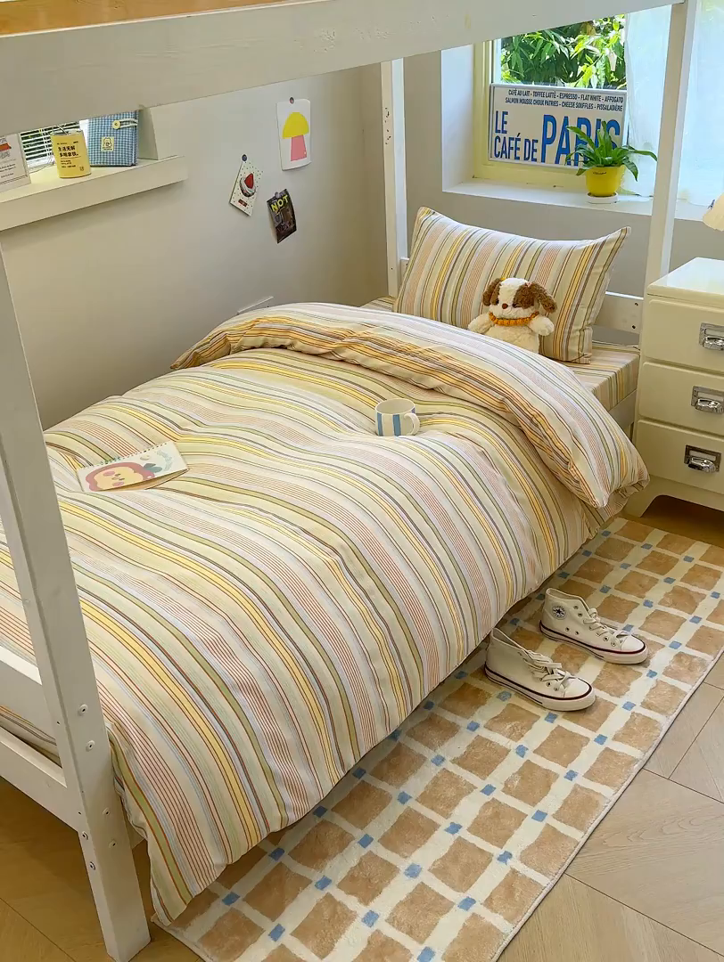 91家纺网 家纺一手货源 找家纺 默忆 2025新款亲肤水洗棉学生三件套 蓝黄条纹