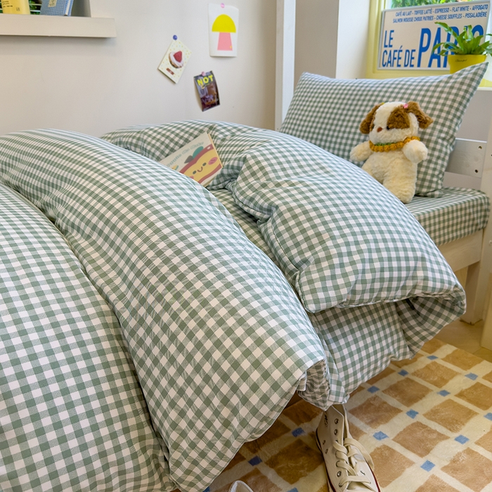 91家纺网 家纺一手货源 找家纺 默忆 2025新款亲肤水洗棉学生三件套 绿白小格