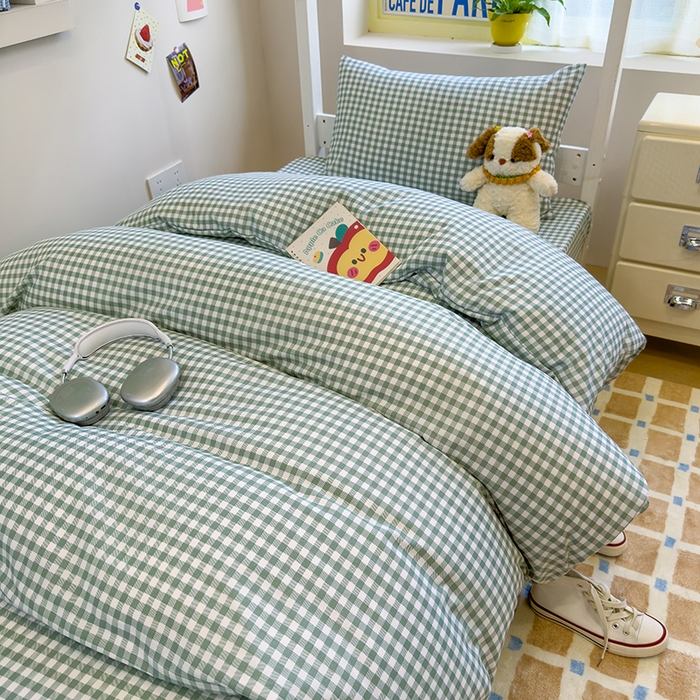 91家纺网 家纺一手货源 找家纺 默忆 2025新款亲肤水洗棉学生三件套 绿白小格