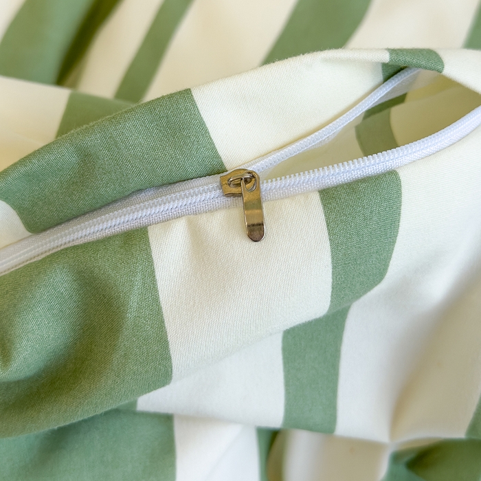 91家纺网 家纺一手货源 找家纺 默忆 2025新款亲肤水洗棉学生三件套 绿色条纹