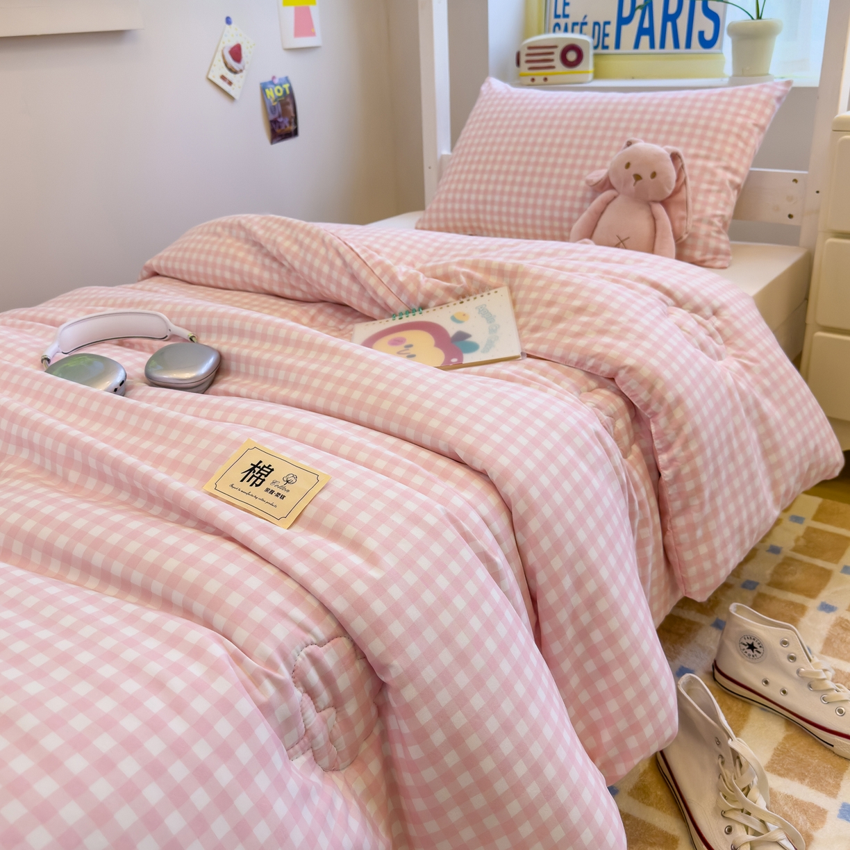 91家纺网 家纺一手货源 找家纺 默忆 2025新款新疆棉学生棉花被 被子被芯 粉白小格