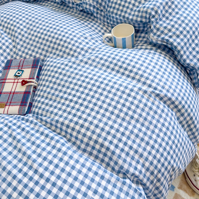 91家纺网 家纺一手货源 找家纺 默忆 2025新款亲肤水洗棉学生三件套 深蓝小格