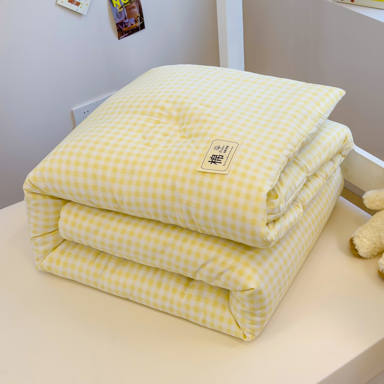 91家纺网 家纺一手货源 找家纺 默忆 2025新款新疆棉学生棉花被 被子被芯 黄白小格