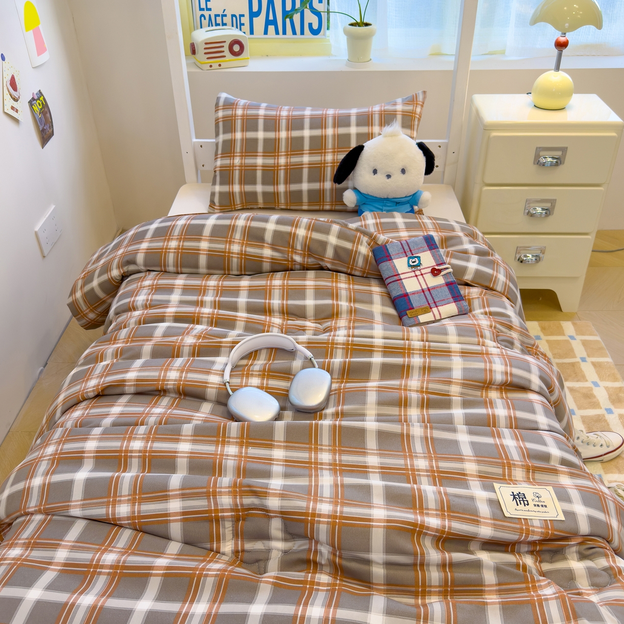 91家纺网 家纺一手货源 找家纺 默忆 2025新款新疆棉学生棉花被 被子被芯 咖灰中格