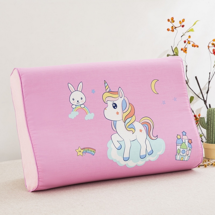 91家纺网 家纺一手货源 找家纺 大黄蜂家居家纺 2025新款全棉13372棉儿童卡通乳胶枕套 城堡小马