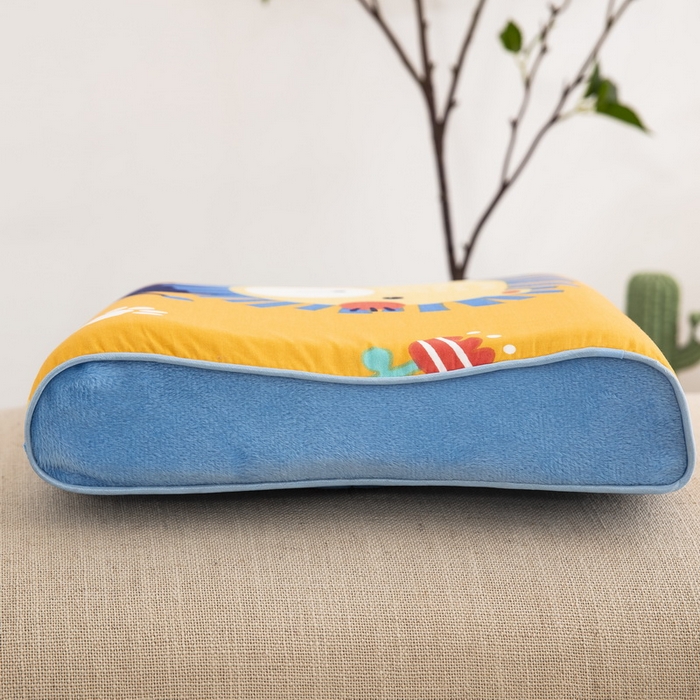 91家纺网 家纺一手货源 找家纺 大黄蜂家居家纺 2025新款全棉13372棉儿童卡通乳胶枕套 小狮子