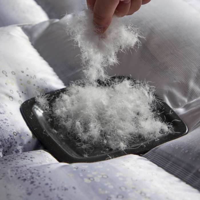 91家纺网 家纺一手货源 找家纺 织梦人羽绒工厂店 2025新款高蓬松羽绒95鹅绒大牌同款花型莫代尔印花 琥珀之光烟灰