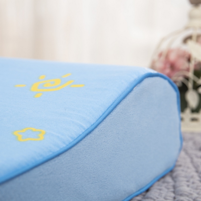 91家纺网 家纺一手货源 找家纺 大黄蜂家居家纺 2025新款全棉13372棉儿童卡通乳胶枕套 快乐牛牛蓝