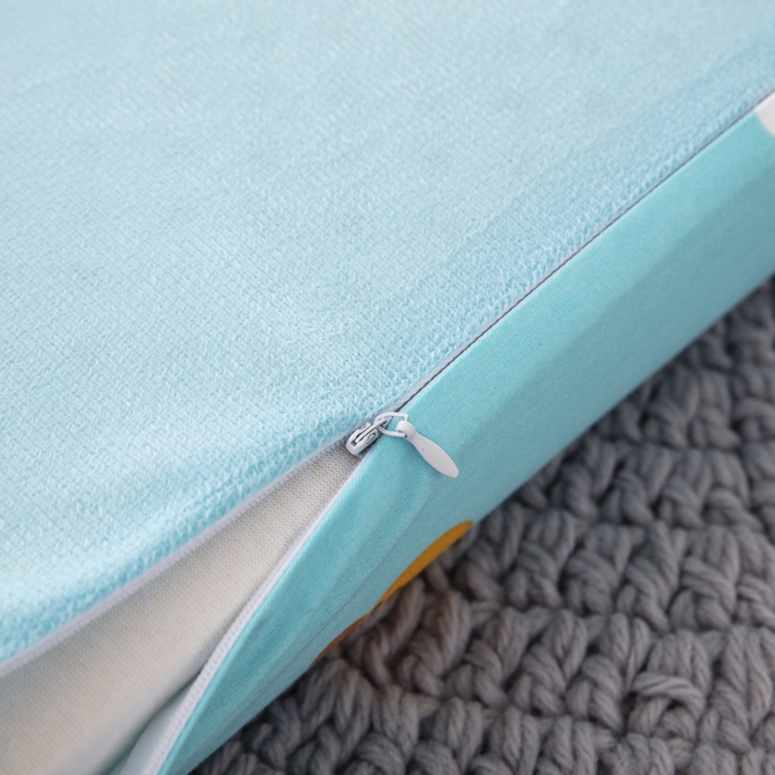 91家纺网 家纺一手货源 找家纺 大黄蜂家居家纺 2025新款全棉13372棉儿童卡通乳胶枕套 丛林狮子