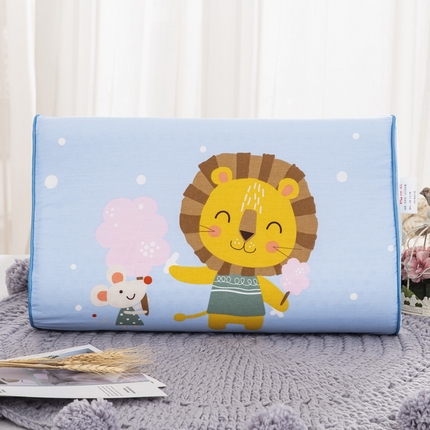 91家纺网 家纺一手货源 找家纺 大黄蜂家居家纺 2025新款全棉13372棉儿童卡通乳胶枕套 开心狮子