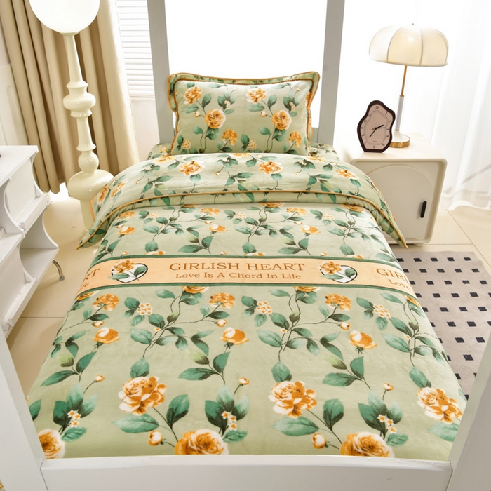 91家纺网 家纺一手货源 找家纺 芯诗曼家纺 2025新款金貂绒牛奶绒印花三件套 锦上添花