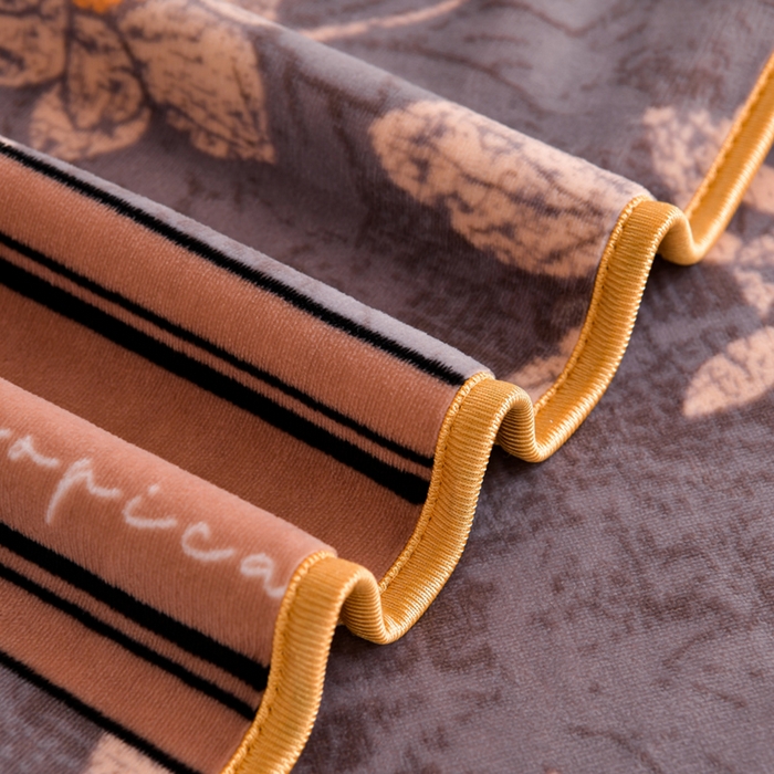 91家纺网 家纺一手货源 找家纺 芯诗曼家纺 2025新款金貂绒牛奶绒印花三件套 暗香