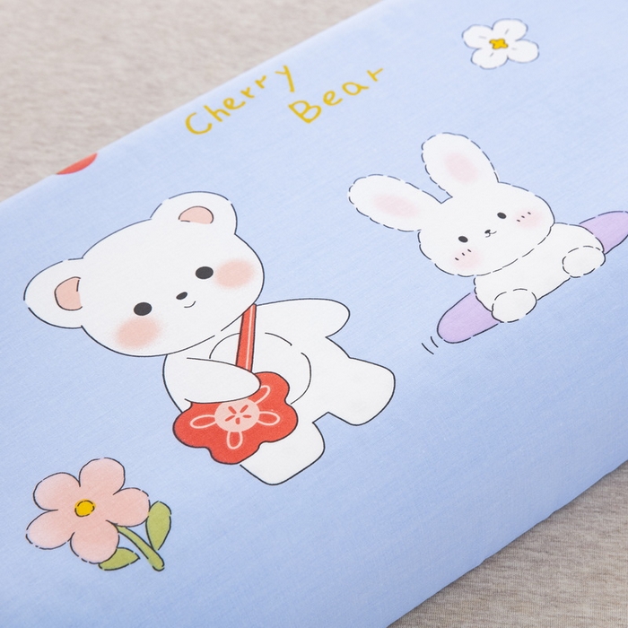 91家纺网 家纺一手货源 找家纺 大黄蜂家居家纺 2025新款全棉13372棉儿童卡通乳胶枕套 小熊和小兔