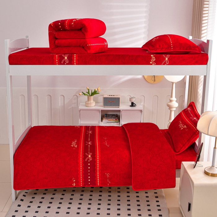 91家纺网 家纺一手货源 找家纺 芯诗曼家纺 2025新款金貂绒牛奶绒印花三件套 今生缘