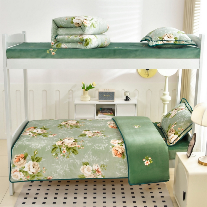 91家纺网 家纺一手货源 找家纺 芯诗曼家纺 2025新款金貂绒牛奶绒印花三件套 花样情怀