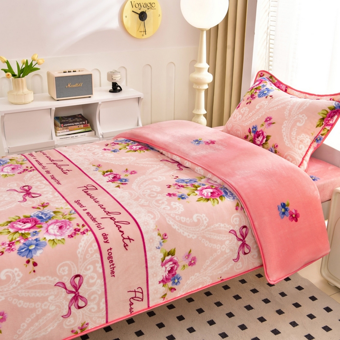 91家纺网 家纺一手货源 找家纺 芯诗曼家纺 2025新款金貂绒牛奶绒印花三件套 富贵牡丹