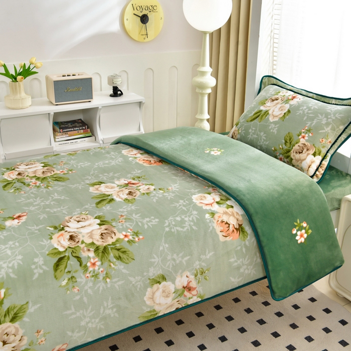 91家纺网 家纺一手货源 找家纺 芯诗曼家纺 2025新款金貂绒牛奶绒印花三件套 花样情怀