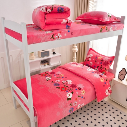 91家纺网 家纺一手货源 找家纺 （总）芯诗曼家纺 2025新款金貂绒牛奶绒印花三件套