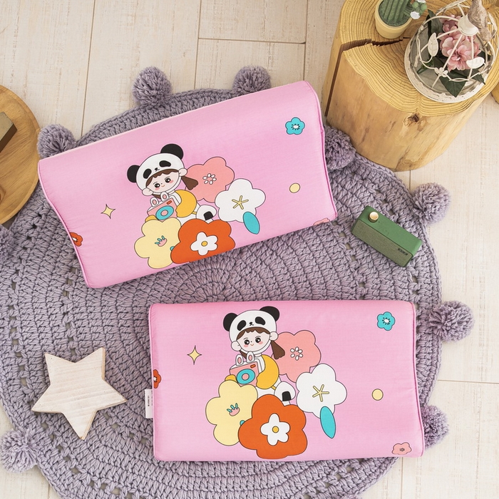 91家纺网 家纺一手货源 找家纺 大黄蜂家居家纺 2025新款全棉13372棉儿童卡通乳胶枕套 可爱女孩