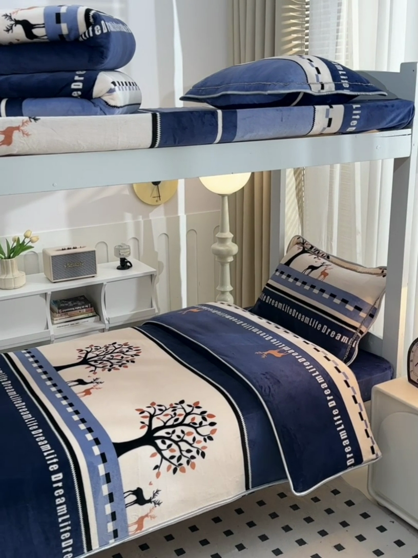 91家纺网 家纺一手货源 找家纺 芯诗曼家纺 2025新款金貂绒牛奶绒印花三件套 发财鹿