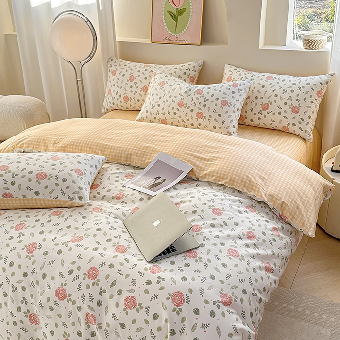 91家纺网 家纺一手货源 找家纺 宇彬家纺 2025直播新款13372全棉纯棉印花单双人被套喷气小清新简约热款学生被罩 花涧澈新花型上新