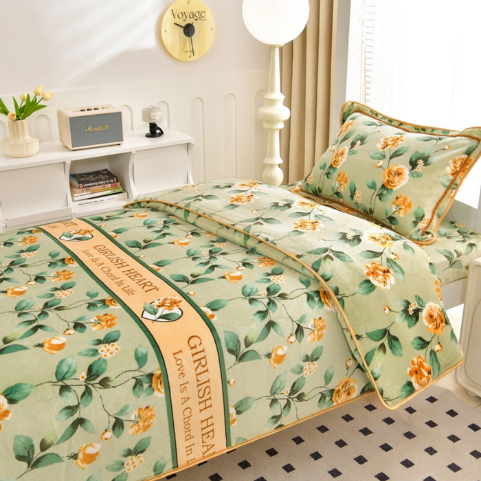 91家纺网 家纺一手货源 找家纺 芯诗曼家纺 2025新款金貂绒牛奶绒印花三件套 锦上添花